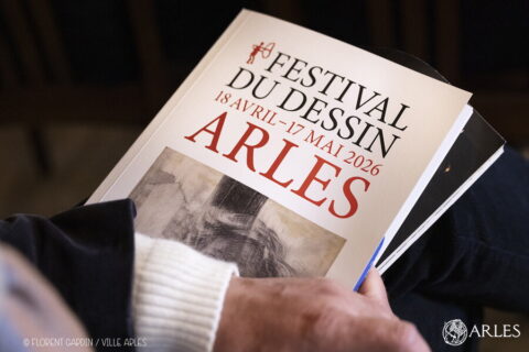 Image de la conférence de presse donnée en l'honneur de la 4ème édition du Festival du Dessin, le 10 février 2026. Photo : Florent Gardin / Ville d'Arles.