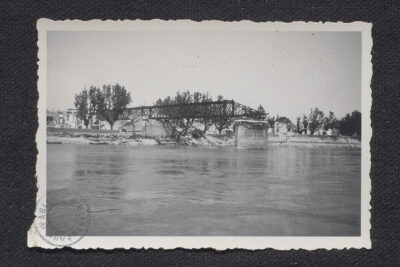 Agrandir l'image 18
