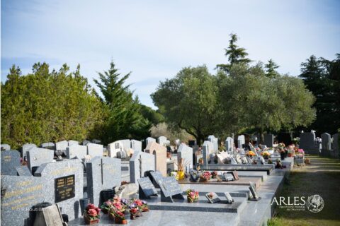 Pompes funèbres et cimetières